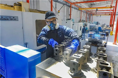 威海市人民政府 今日威海 5個(gè)版塊 25個(gè)細(xì)分領(lǐng)域,經(jīng)開(kāi)區(qū) 真金白銀 助力制造業(yè)做優(yōu)做強(qiáng)